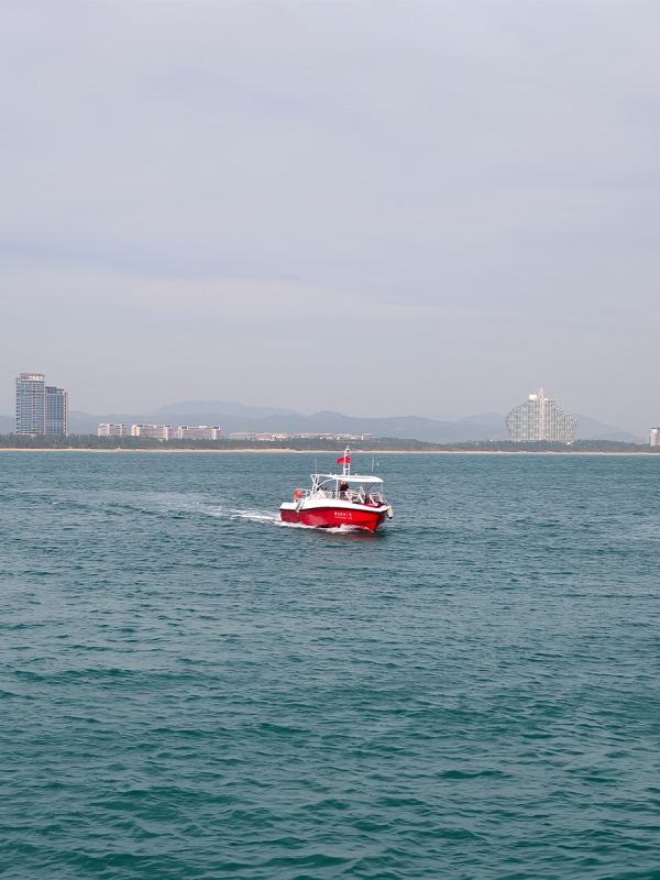 团队照-900×1200-1